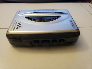 Sony Walkman WM - FX195 Portable Cassette/AM/FM Radio VINTAGE 1980s COOL 5
