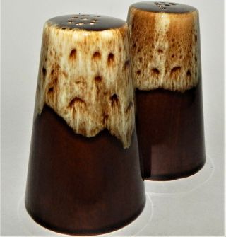 Hull Pottery Usa Drip Ware Large Salt And Pepper Shakers Vintage