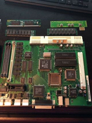 Apple Macintosh Color Classic Desktop Computer Parts Logic Board HDD RAM 2