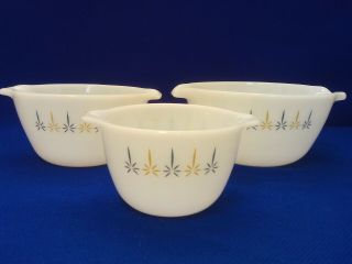 Vintage Anchor Hocking Fire - King " Candle - Glow " Tab Handle Mixing Bowl Set