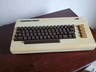 Commodore Vic - 20 Personal Color Computer Retro Computing Complete 5