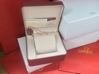 Vintage Omega Watch Box Seamaster Leather Watch Box Men’s Watch1969–2009