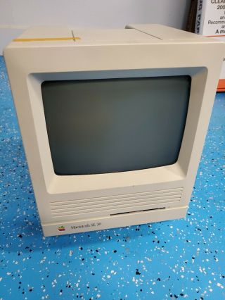 Vintage Macintosh Se/30 Home Computer For Repair