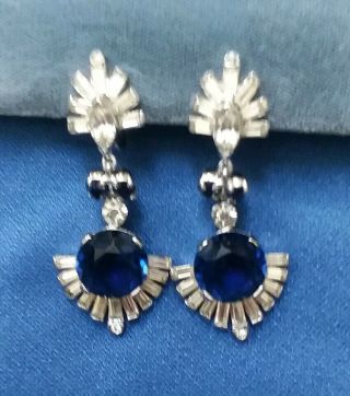 Vintage Halbe Screwback Dangling Blue & Clear Rhinestone Earrings Usa Made 1960s
