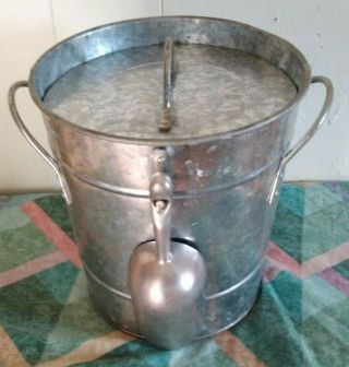 Vintage Metal Galvanized Ice Bucket With Bonus Ice Scooper And Lid