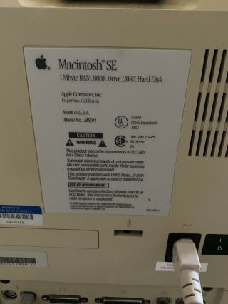 Apple Mac Macintosh SE M5011 Computer 3