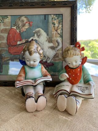 Vintage Gold Castle Boy & Girl Reading Porcelain Figurine Bookends Made In Japan