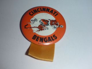 Vintage Nfl Football Cincinnati Bengals 1 3/4 Inch Pin Pinback 1960 