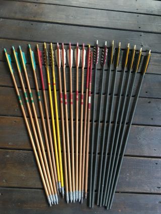 22 Vintage Cedar Wood Arrows Feline Etc.  Recurve Long Bow Arrows Decor