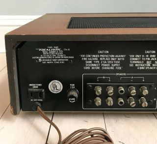 VINTAGE REALISTIC STA - 85 STEREO RECEIVER AM FM 8
