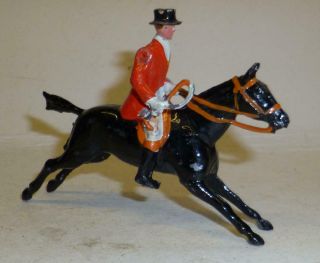 Britains Vintage Lead Farm Or Hunt Series Mounted Fox Huntsman In Top Hat