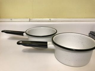 Set Of 2 Vintage Porcelain Enamelware Enamel White Black Speckled Saucepans Pots