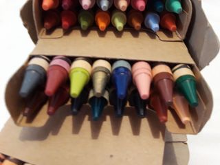 Vintage Binney & Smith Crayola Box 48 Crayons Different Brilliant Colors 3