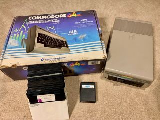 Commodore 64 With 1541 Disk Drive And Floppy 