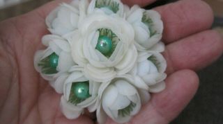 Vintage 1930s - 40s Plastic Round Christmas White Flower,  Green Berry Brooch/pin