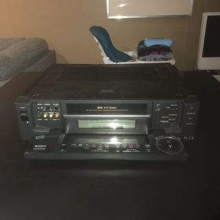 SONY SLV - R1000 STUDIO EDITING S - VHS SVHS PLAYER RECORDER HI - FI STEREO VCR 3