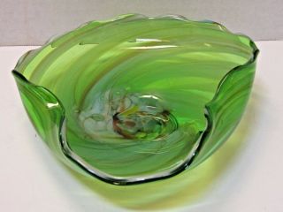 Vintage Handblown Folded Wavy Green Swirl Glass Decorative Candy Dish Ashtray