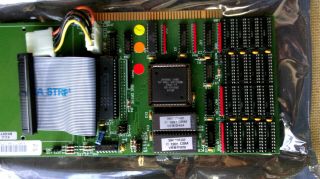 Commodore Amiga 2000 A2091 HDD/RAM expansion card w/ cables 2