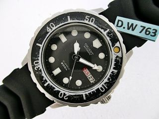 Vintage Chunky Orient Diver Day Date Auto 46939860 Ca Ss Midsize Dw763 Watch $1