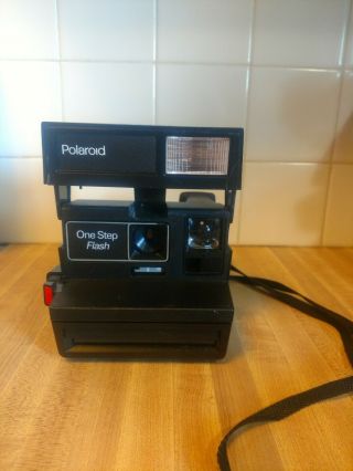 Vintage Polaroid One Step Flash 600 Film Camera W/strap