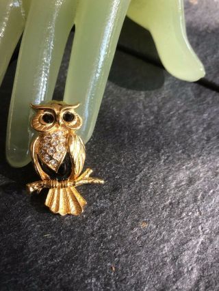 Vintage 1 1/2 " Goldtone Clear And Black Rhinestone Tall Owl Shape Pin - Zy