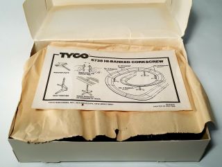 Vintage 1988 Tyco Slot Car Hi Banked Corkscrew Curves 6738 2