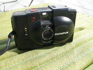 Vintage Olympus Xa 2 Point And Shoot 35mm Film Camera Vgc Xa2 Xa - 2
