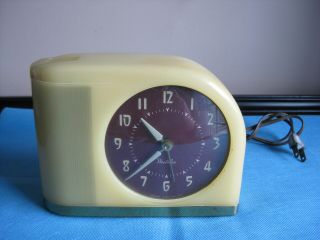 Vintage Westclox Moonbeam Mid Century Deco Alarm Clock Model S5 - J Usa