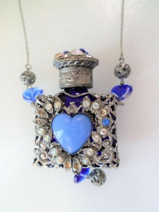 Vintage,  Detailed Metallic Perfume Bottle Pendant Necklace. 3