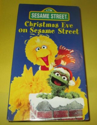 Vintage Christmas Eve On Sesame Street Vhs Tape Big Bird Oscar Bert Ernie