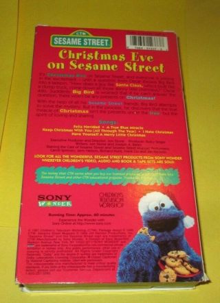 VINTAGE CHRISTMAS EVE ON SESAME STREET VHS TAPE BIG BIRD OSCAR BERT ERNIE 2