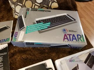 Atari 600XL Home Computer with BOX console 3