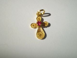 Vintage 18.  Ct Yellow Gold & Ruby " Filigree Cross " Charm/ Pendent
