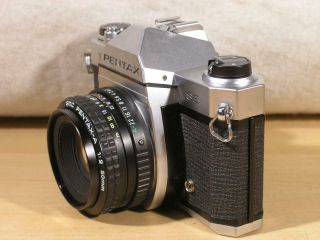 Pentax K1000 SE 35mm SLR Camera w/ 50mm F2 SMC Pentax - A Lens 2