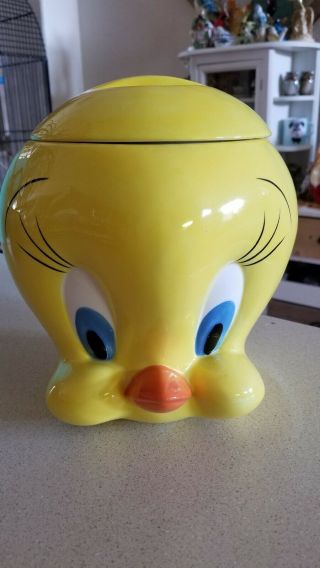 Vintage 1995 Warner Bros Looney Tunes Tweety Bird Large Head Cookie Jar/canister