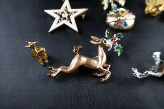 9 Vintage Christmas Brooch Pin Lot; Reindeer,  Gifts,  Ornaments,  Drums 3