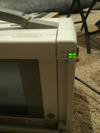 Compaq Model 2660 Portable III Computer w/ Case Powers On - No Light Monitor 7