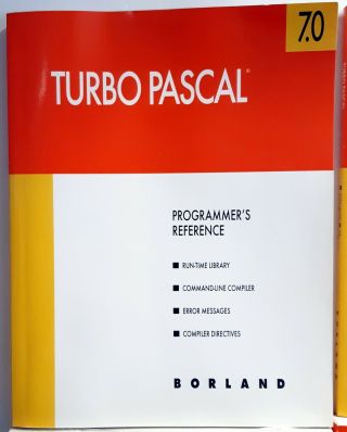 Borland Turbo Pascal 7.  0 Turbo Vision Books And Floppy Disks 2