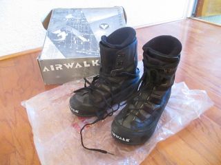 Vintage Airwalk Evolution Snowboard Boots Size 9 Classic