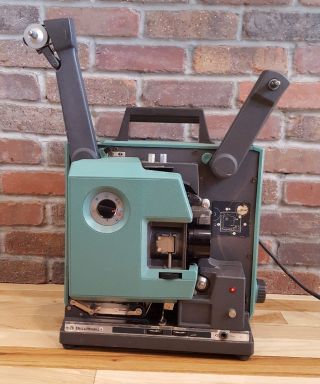 Bell & Howell 1592 Movie/Film & Sound Projector 16MM 2
