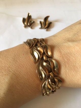 Vintage Crown Trifari Gold - Tone Bold Leaf Bracelet & Earrings Set