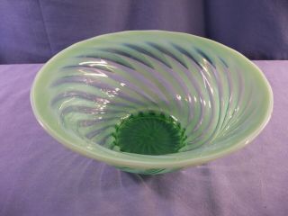 Vintage Fenton Green Opalescent Vaseline Glass Spiral Optic Bowl
