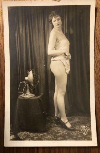 Vintage Female 1930 - 40 