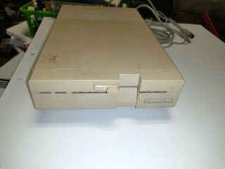 Commodore 1571 5.  25 " Floppy Disk Drive