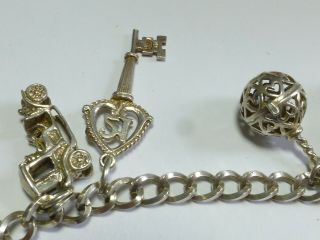 Vintage Sterling Silver Charm Bracelet With Heart and 8 CHARMS 36g 20cm cb10 5