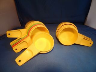 Vintage Tupperware Nesting Measuring Cups Mixed Colors 3 Extra & Measuring Spoon 5