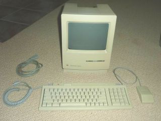 Apple Macintosh Classic M0420 With Keyboard,  Mouse And Cables Parts