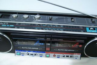 Toshiba RT - SF75 Bombeat Stereo Cassette Recorder Boombox 3