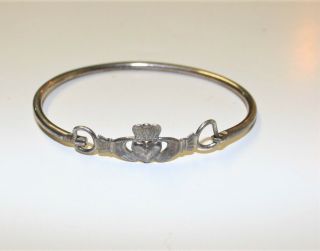 Vintage Irish Claddagh Heart.  925 Solid Sterling Silver Bangle Bracelet 7.  5 "