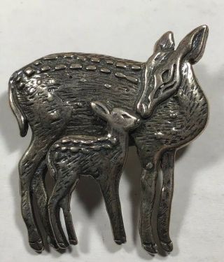 Vintage Sterling Silver Deer With Fawn Brooch.  Signed Gpmw.